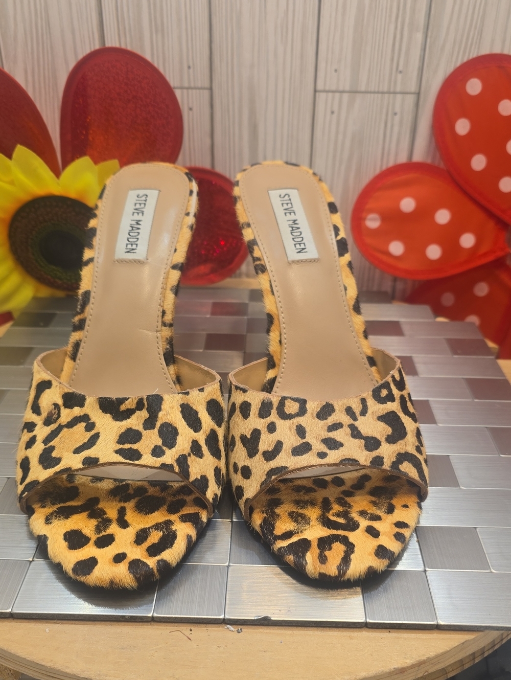 Steve Madden Leopard Print Open-Toe Mule in Yellow and Black - Picture 2 of 11